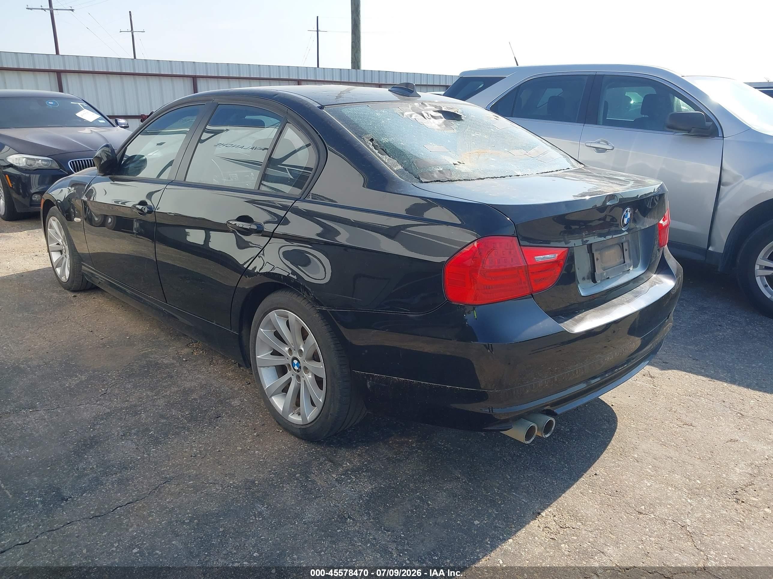 2011 Bmw 328i   Black vin: WBAPH7C56BA801808