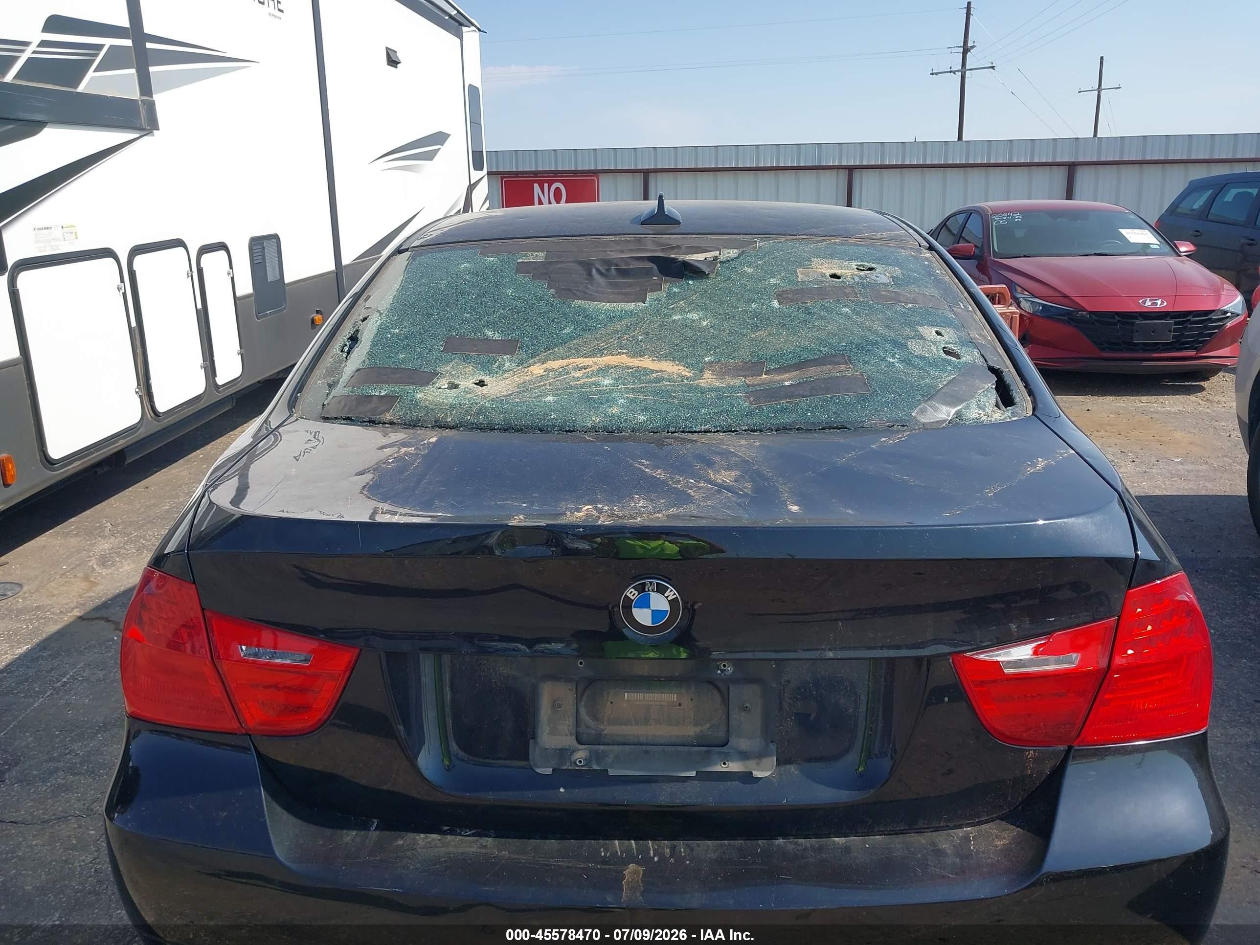 2011 Bmw 328i   Black vin: WBAPH7C56BA801808