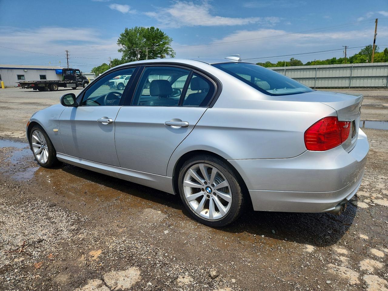 2011 Bmw 328 I Silver vin: WBAPH7C56BE682473