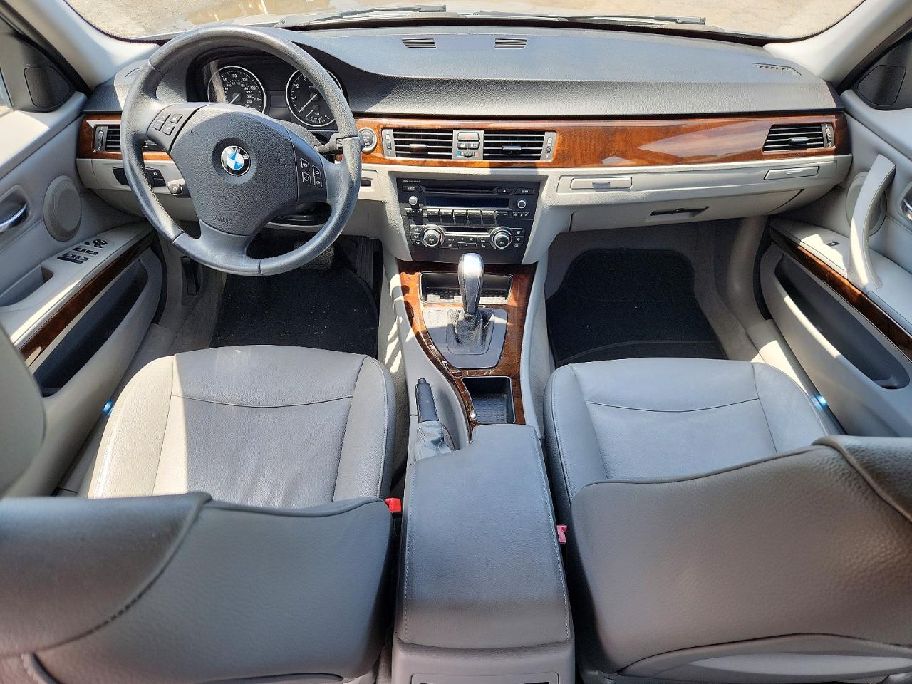 2011 Bmw 328 I Silver vin: WBAPH7C56BE682473