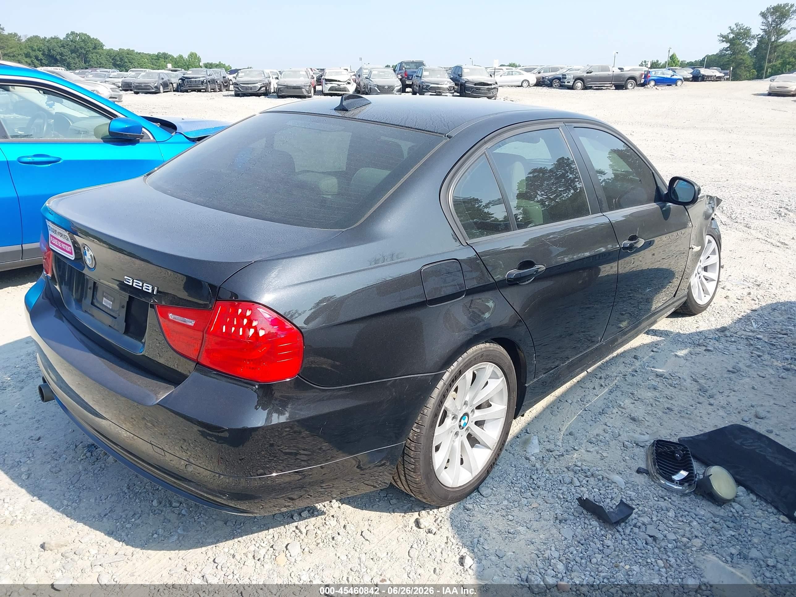 2011 Bmw 328i   Black vin: WBAPH7C57BA802501