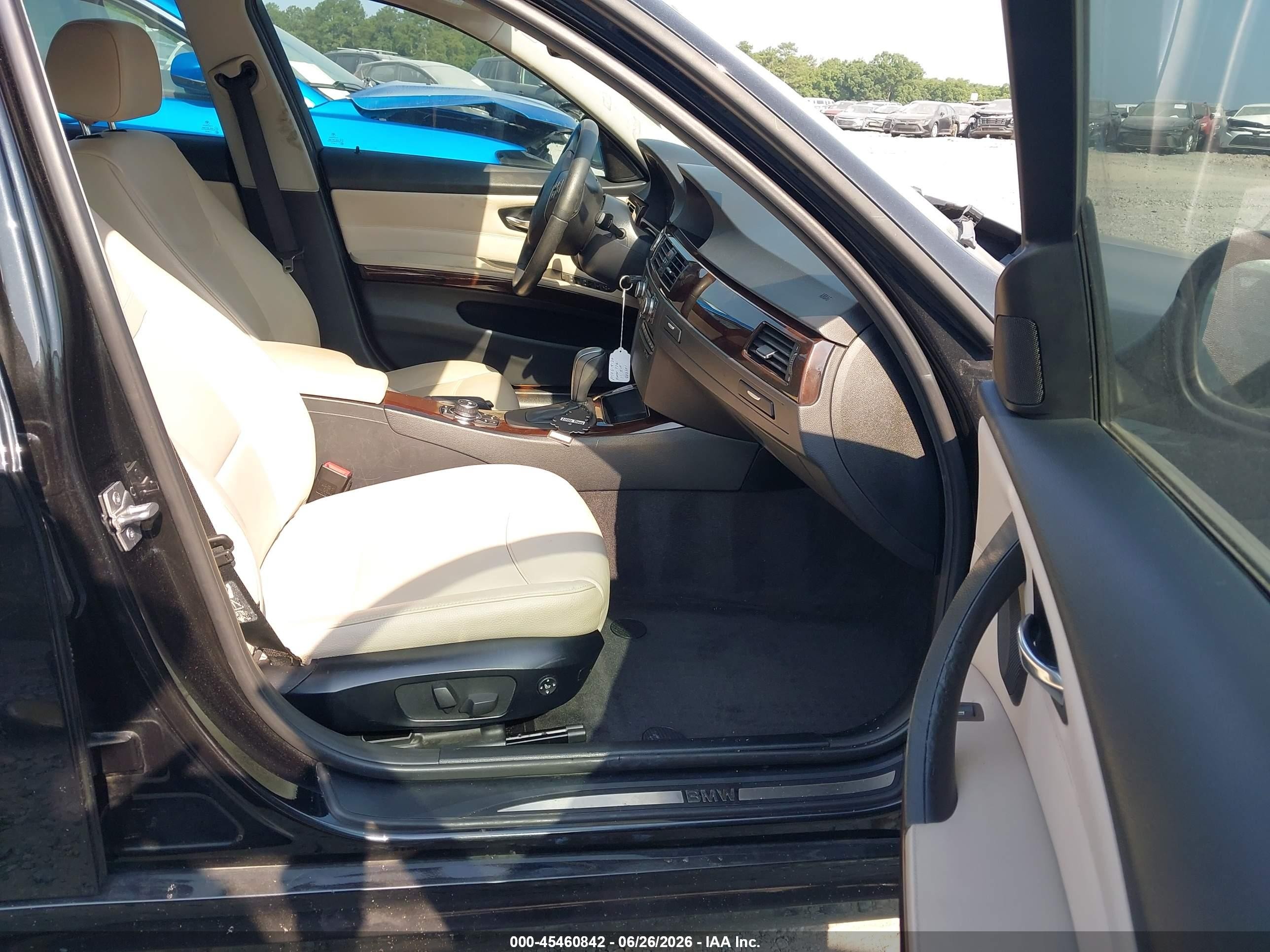 2011 Bmw 328i   Black vin: WBAPH7C57BA802501