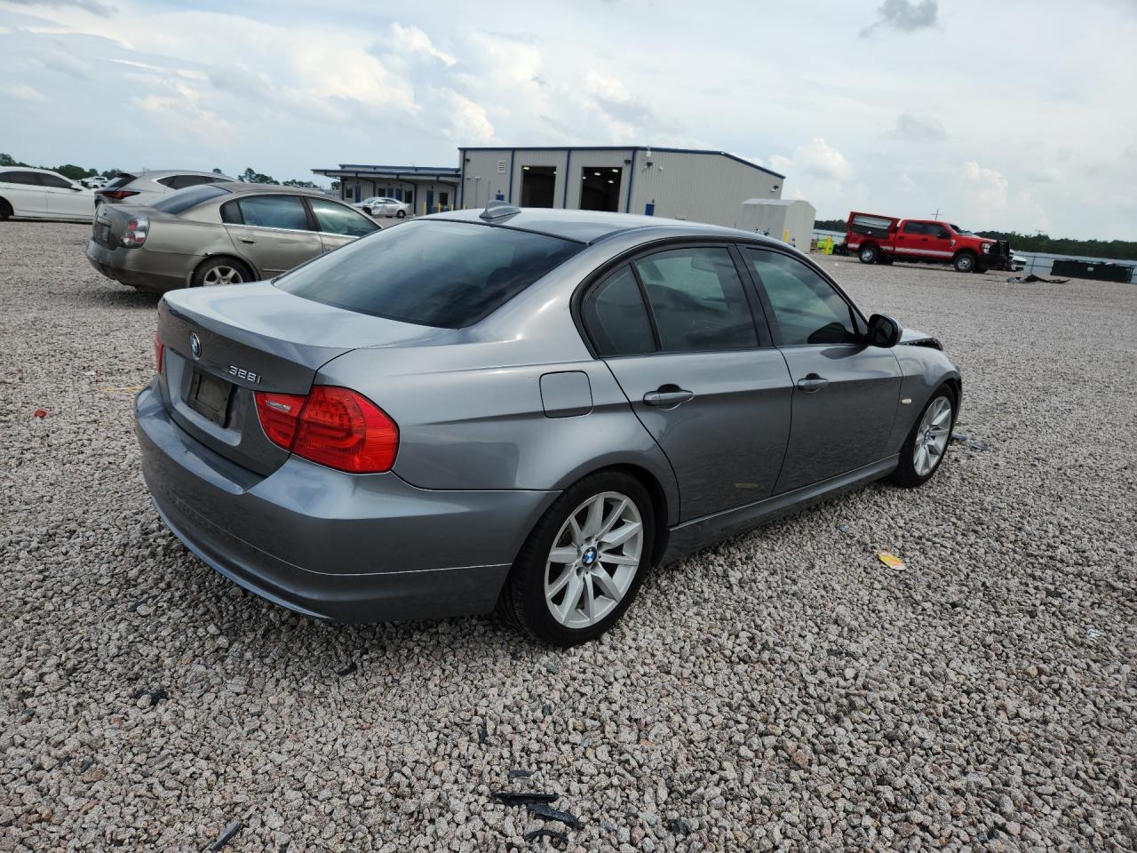 2011 Bmw 328 I Gray vin: WBAPH7C57BE681350