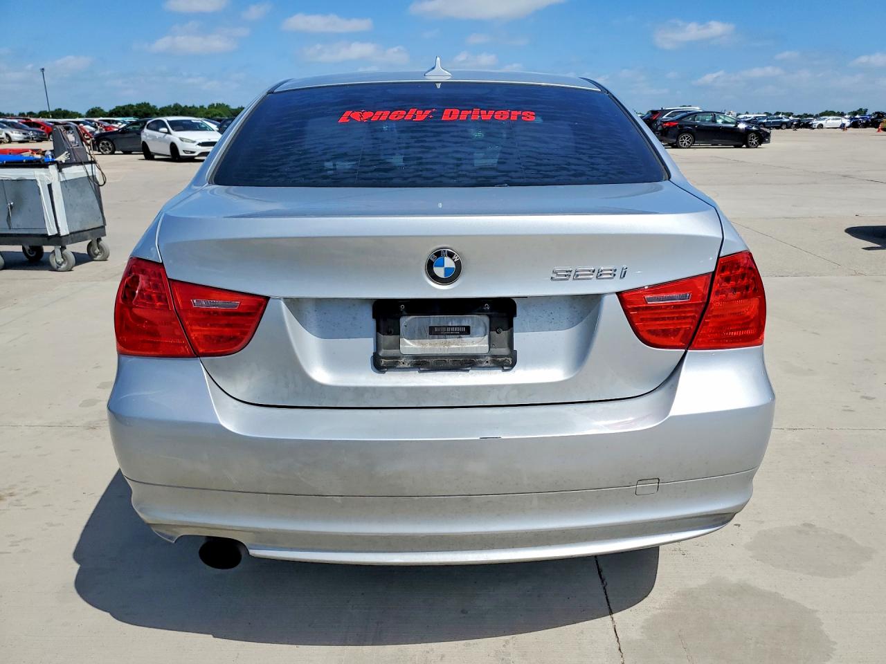 2011 Bmw 328 I Silver vin: WBAPH7C57BE723788