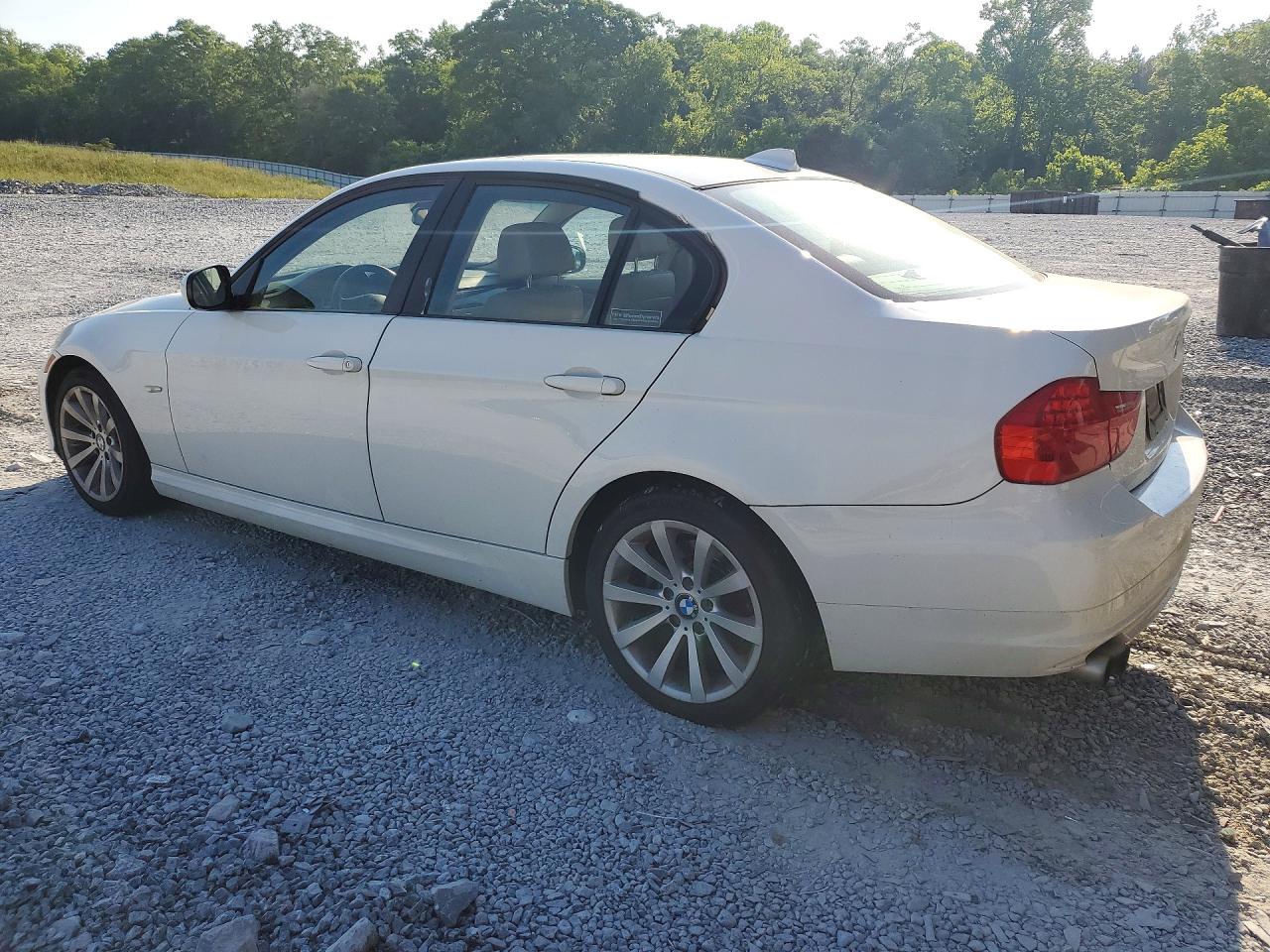 2011 Bmw 328 I Белый vin: WBAPH7C57BE850461
