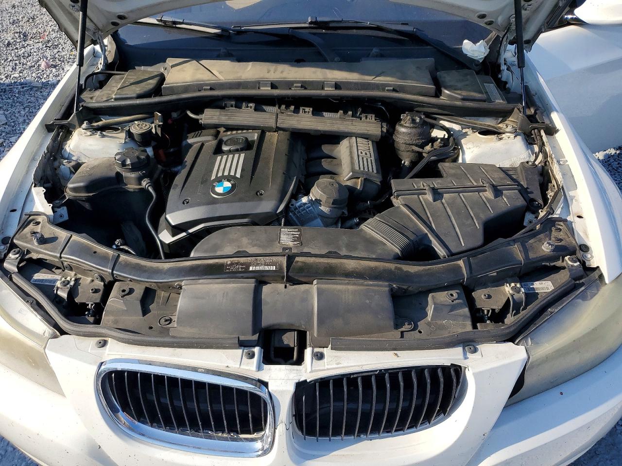 2011 Bmw 328 I Белый vin: WBAPH7C57BE850461