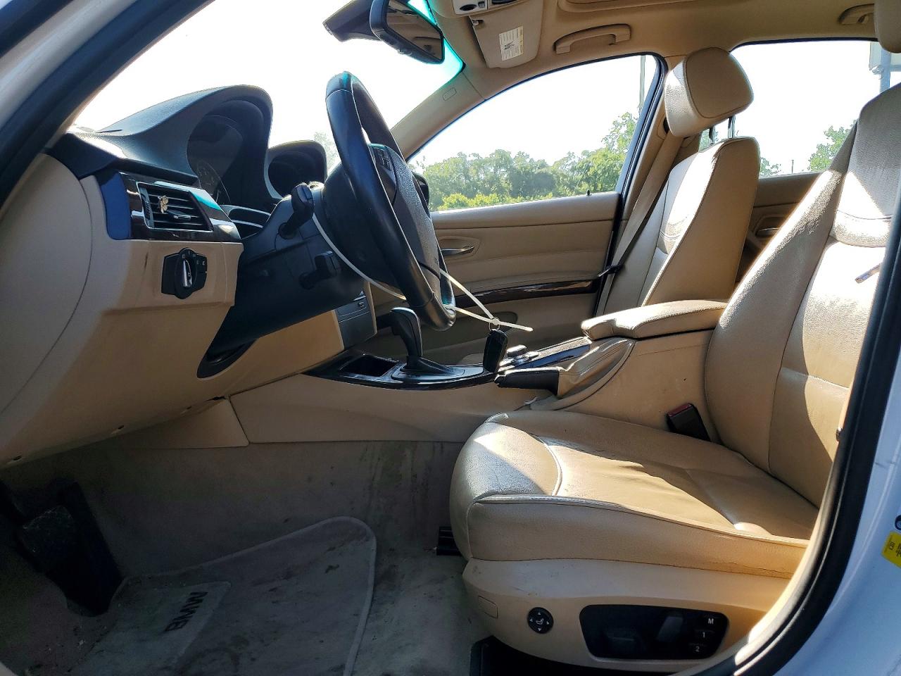 2011 Bmw 328 I Белый vin: WBAPH7C57BE850461