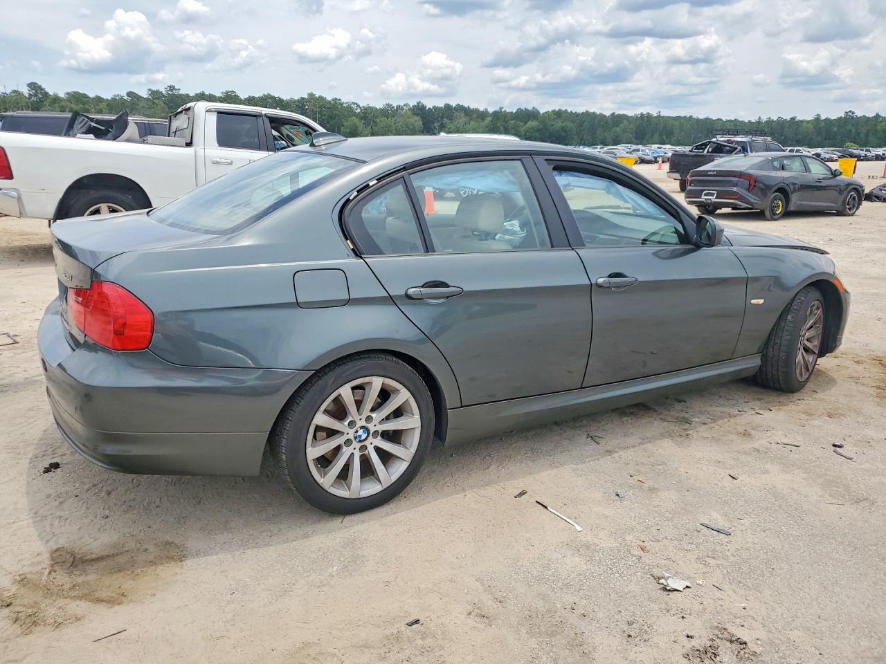2011 Bmw 328 I Gray vin: WBAPH7C58BE680465