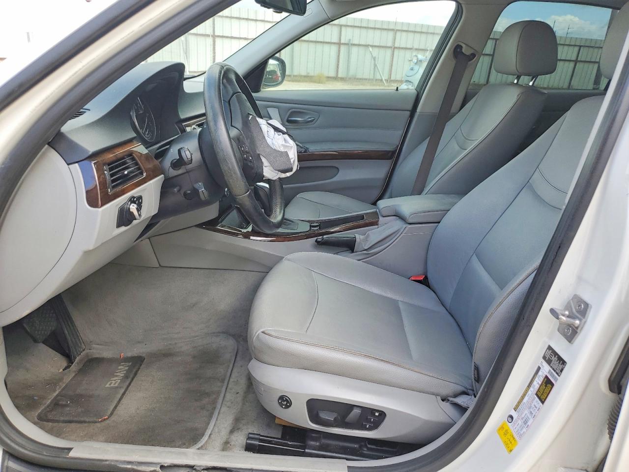 2011 Bmw 328 I White vin: WBAPH7C58BE682328
