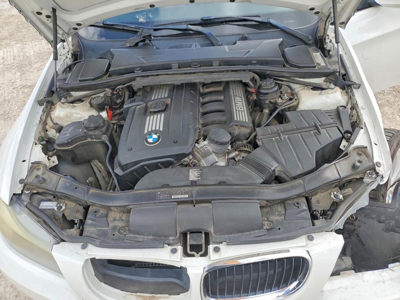 2011 Bmw 328 I White vin: WBAPH7C58BE682328