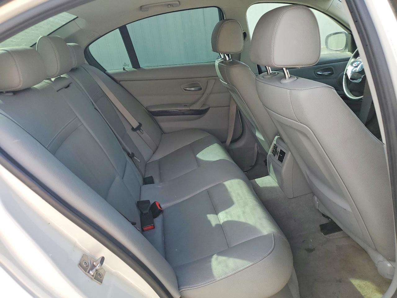 2011 Bmw 328 I White vin: WBAPH7C58BE682328
