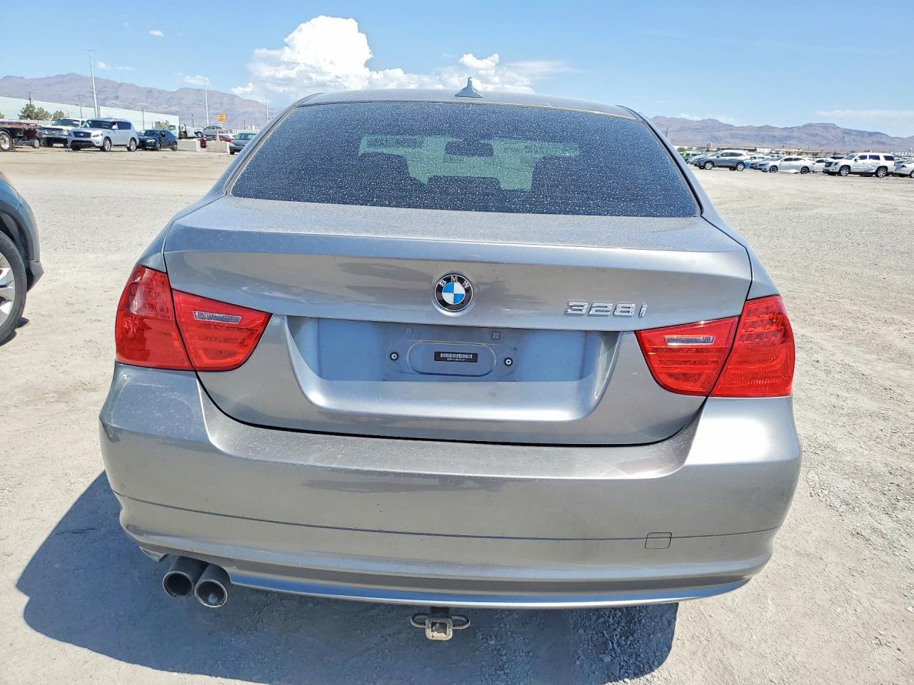 2011 Bmw 328 I Silver vin: WBAPH7C58BE851800