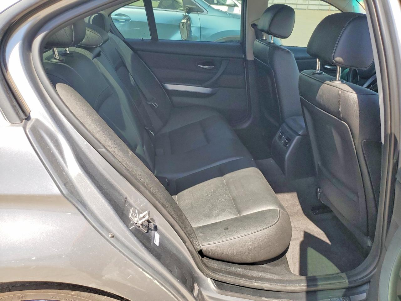 2011 Bmw 328 I Silver vin: WBAPH7C58BE851800