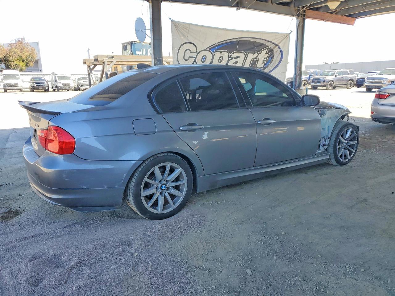 2011 Bmw 328 I Серебряный vin: WBAPH7C59BE677901