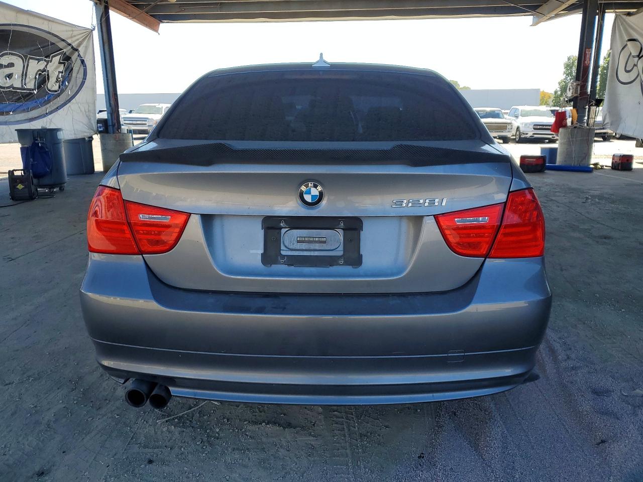 2011 Bmw 328 I Серебряный vin: WBAPH7C59BE677901