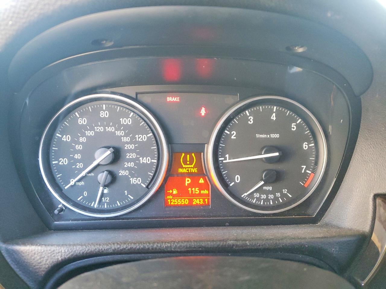 2011 Bmw 328 I Серебряный vin: WBAPH7C59BE677901