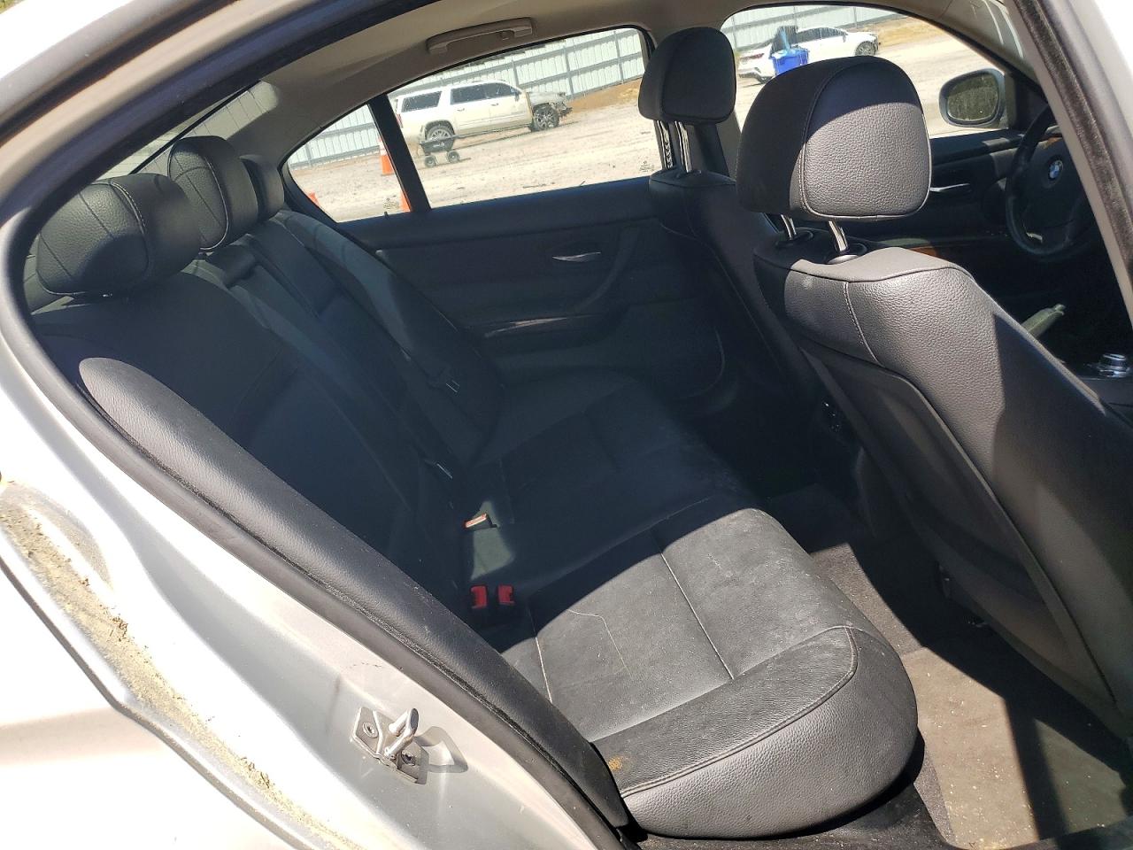 2010 Bmw 328 I Silver vin: WBAPH7C5XAE129954