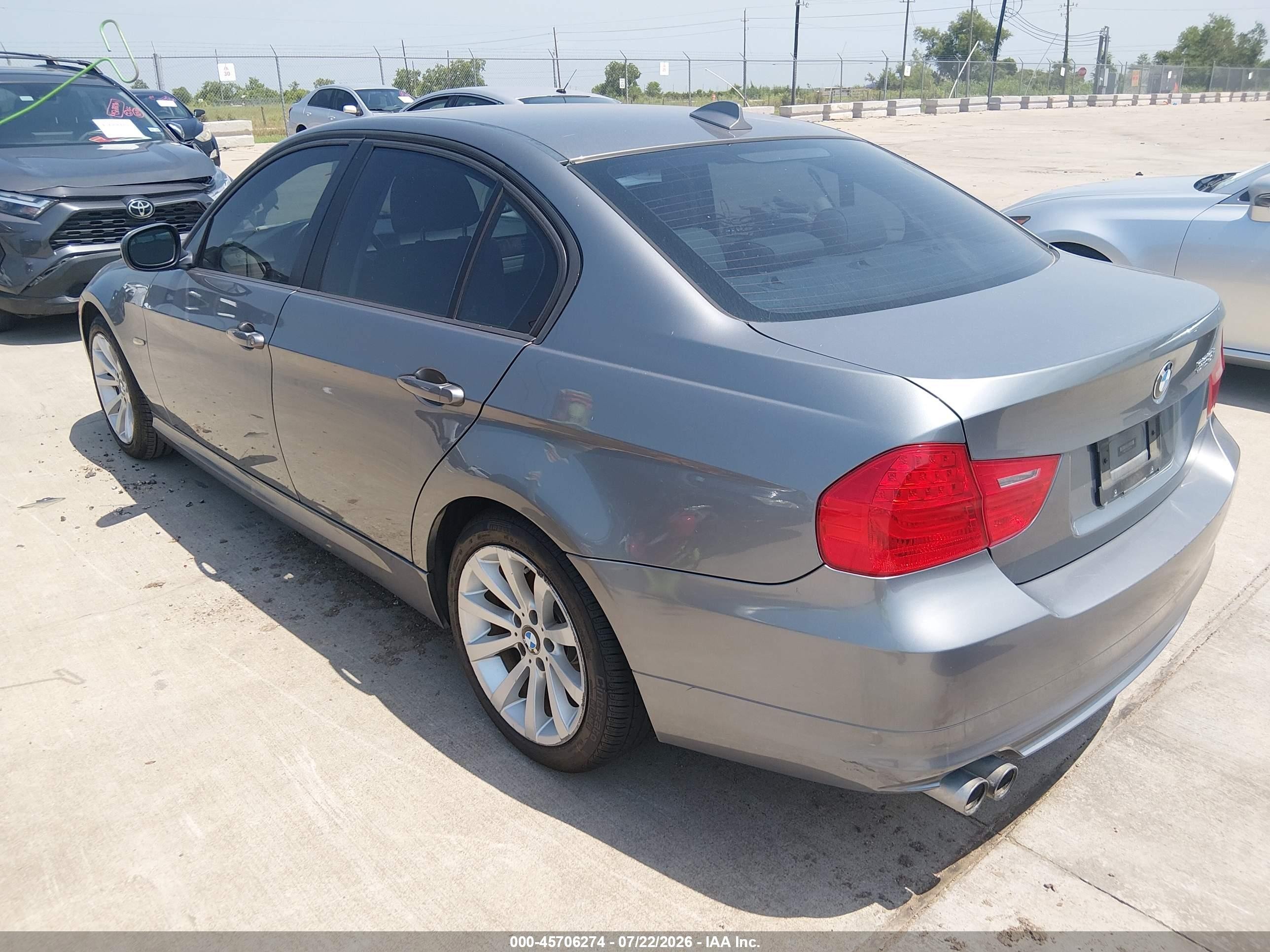 2011 Bmw 328i   Gray vin: WBAPH7C5XBA801746