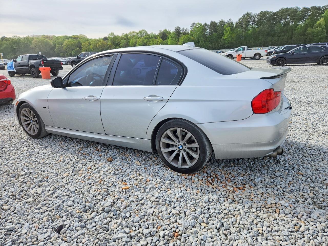 2011 Bmw 328 I Серебряный vin: WBAPH7C5XBE679687