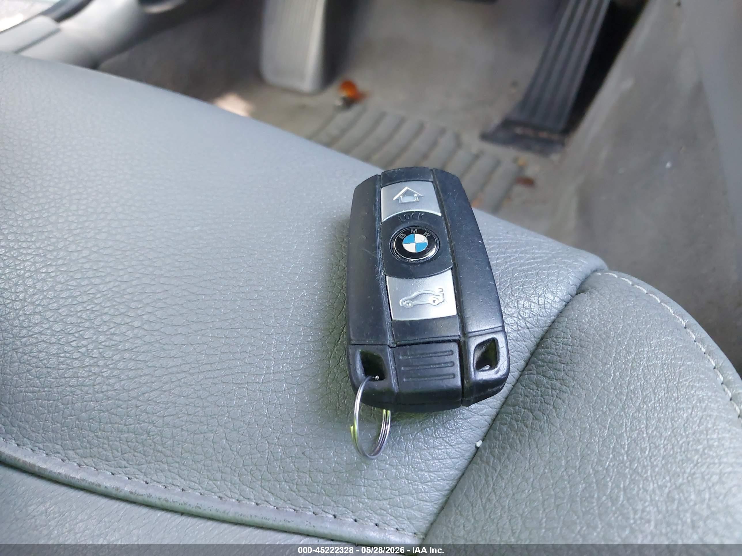 2011 Bmw 328i   Silver vin: WBAPH7C5XBE682766