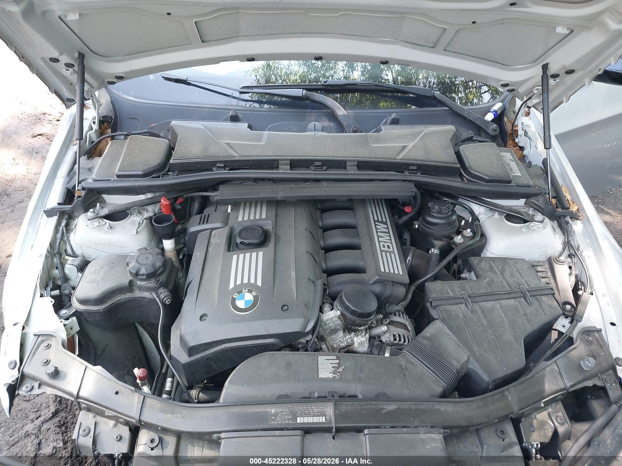 2011 Bmw 328i   Silver vin: WBAPH7C5XBE682766