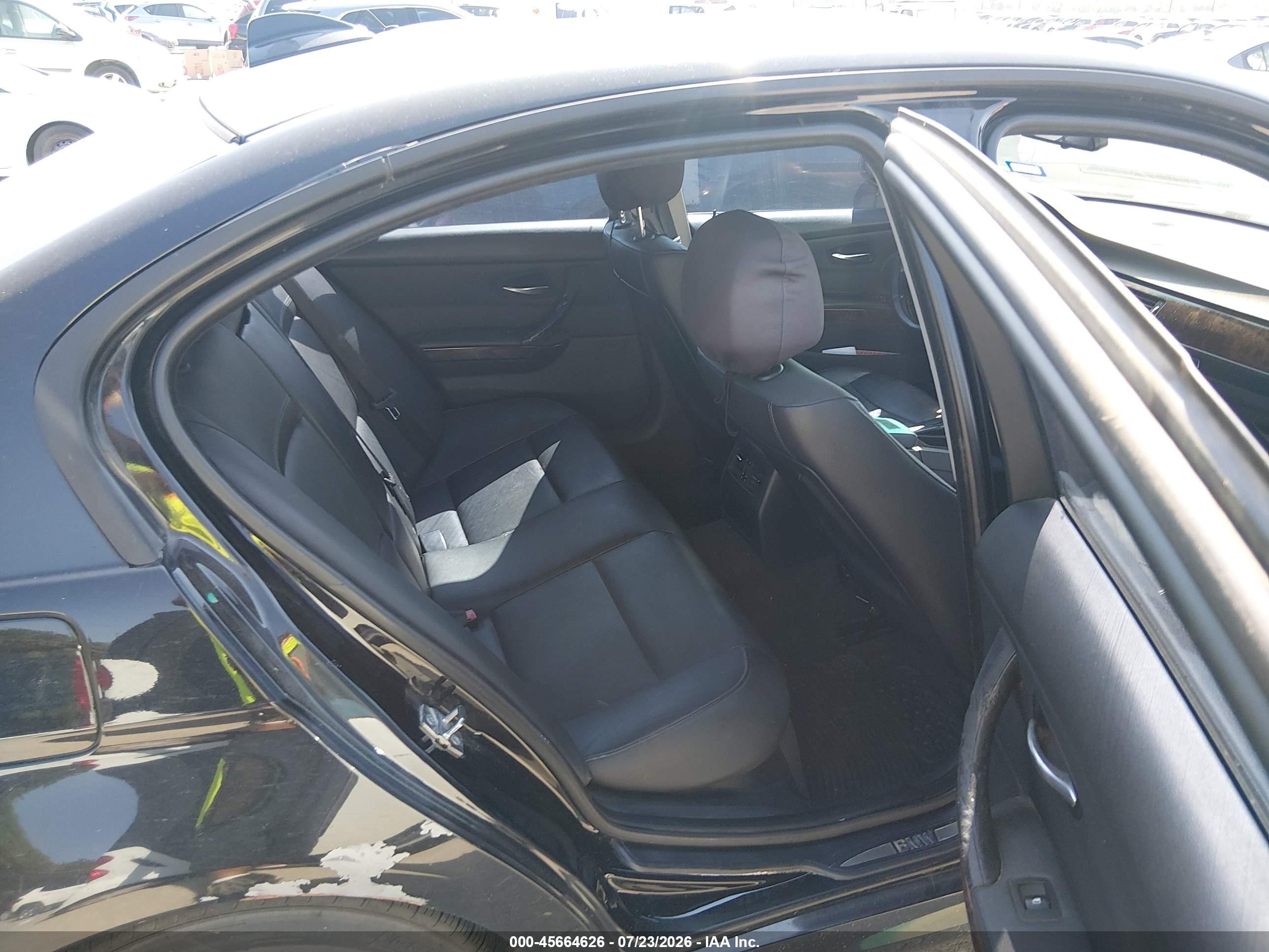 2010 Bmw 328i   Black vin: WBAPH7G50ANM52064