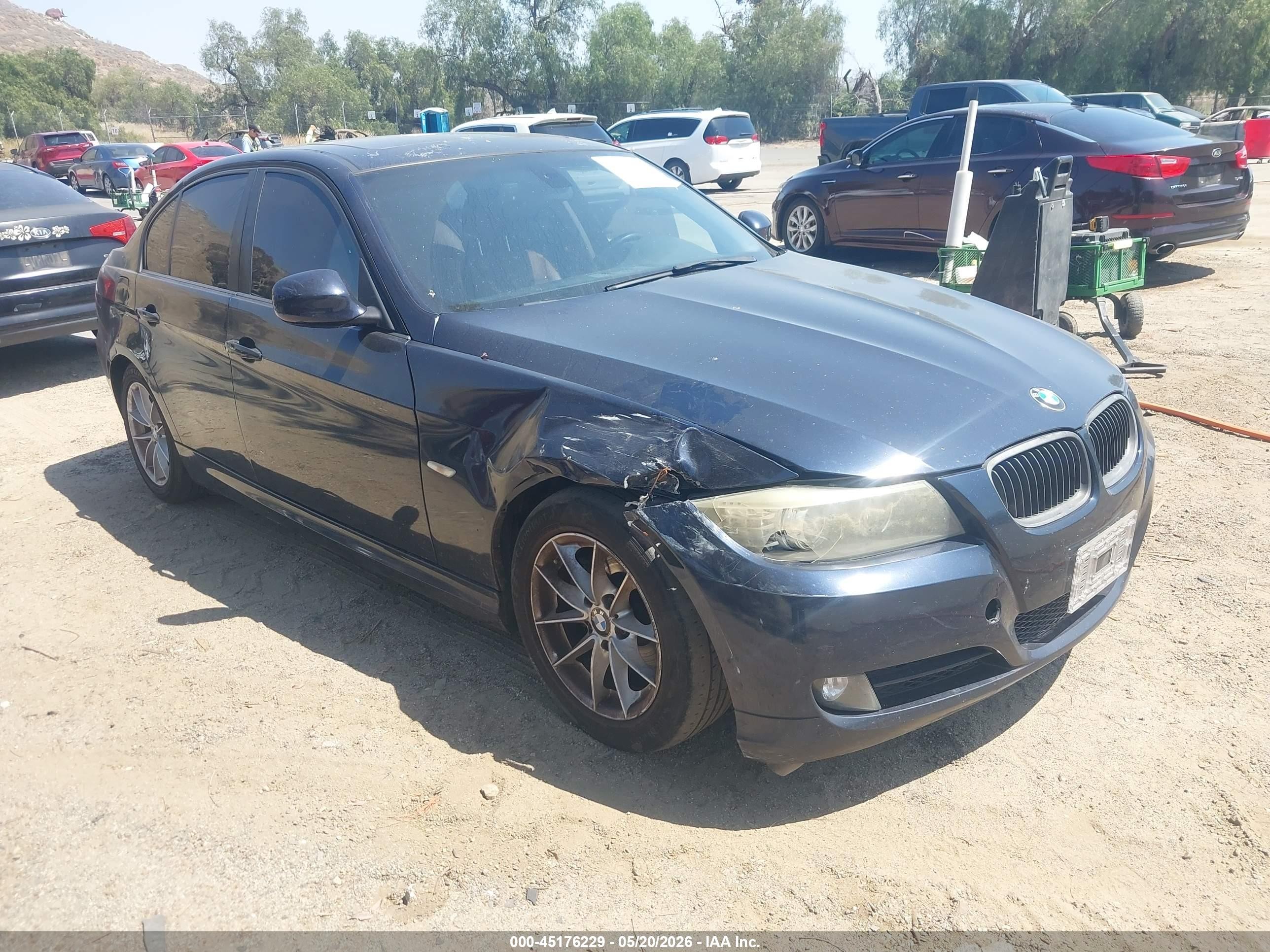 2010 Bmw 328i   Синий vin: WBAPH7G50ANM53991