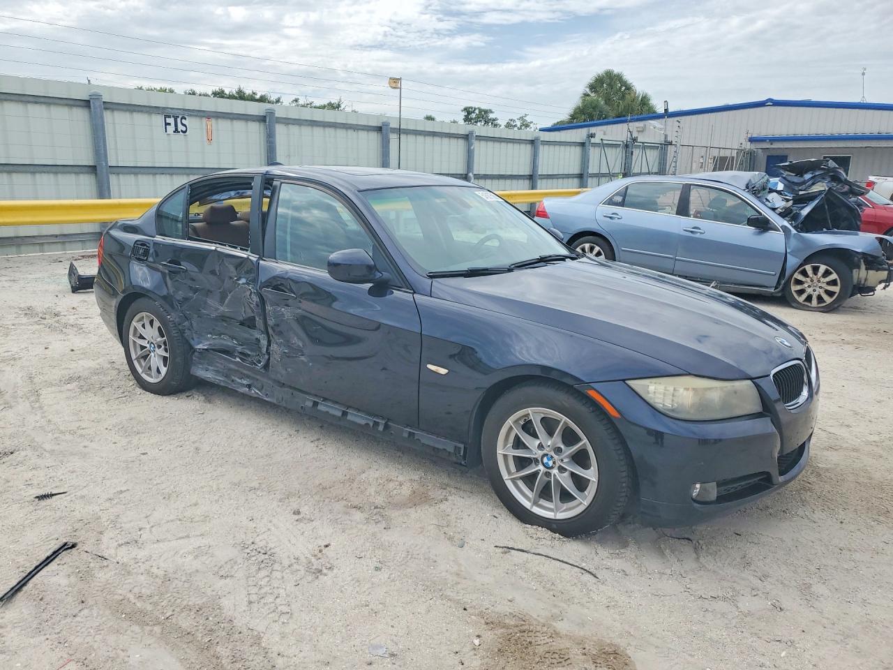 2010 Bmw 328 I Blue vin: WBAPH7G51ANM51490