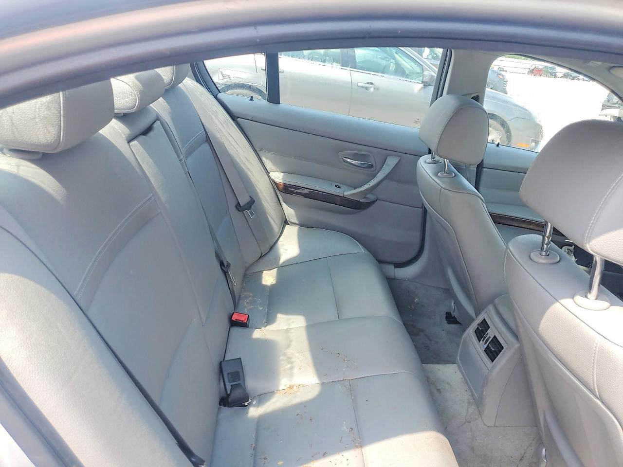 2011 Bmw 328 I Серебряный vin: WBAPH7G51BNM56030