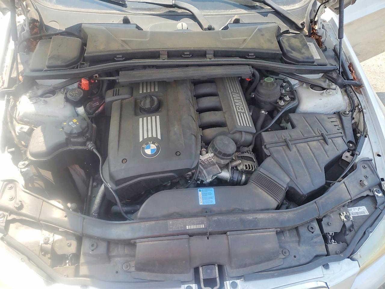 2011 Bmw 328 I Серебряный vin: WBAPH7G51BNM56030