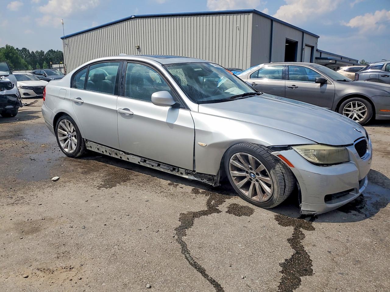 2011 Bmw 328 I Серебряный vin: WBAPH7G51BNM56030