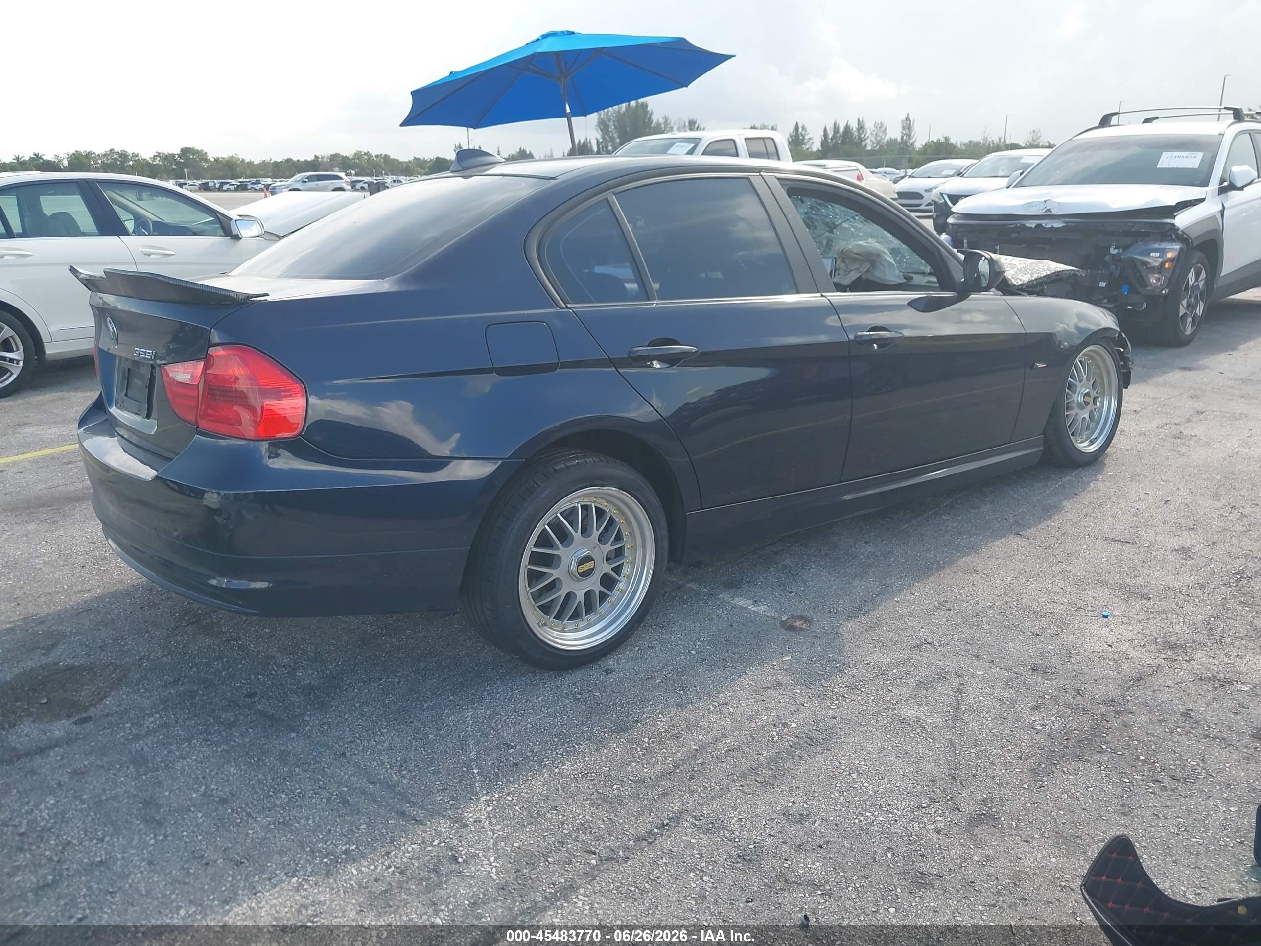 2010 Bmw 328i   Dark Blue vin: WBAPH7G52ANM51417