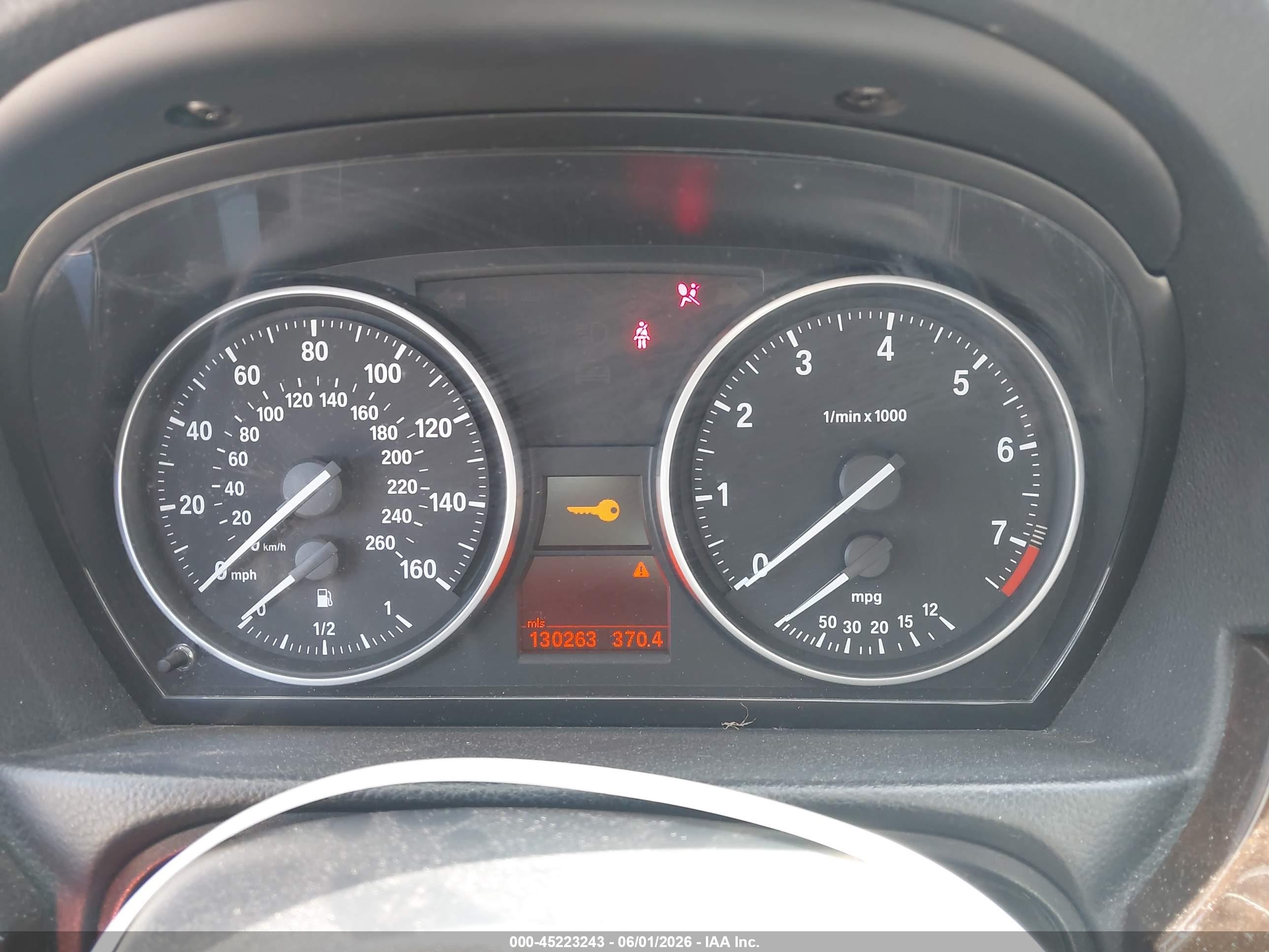 2010 Bmw 328i   Silver vin: WBAPH7G52ANM51515
