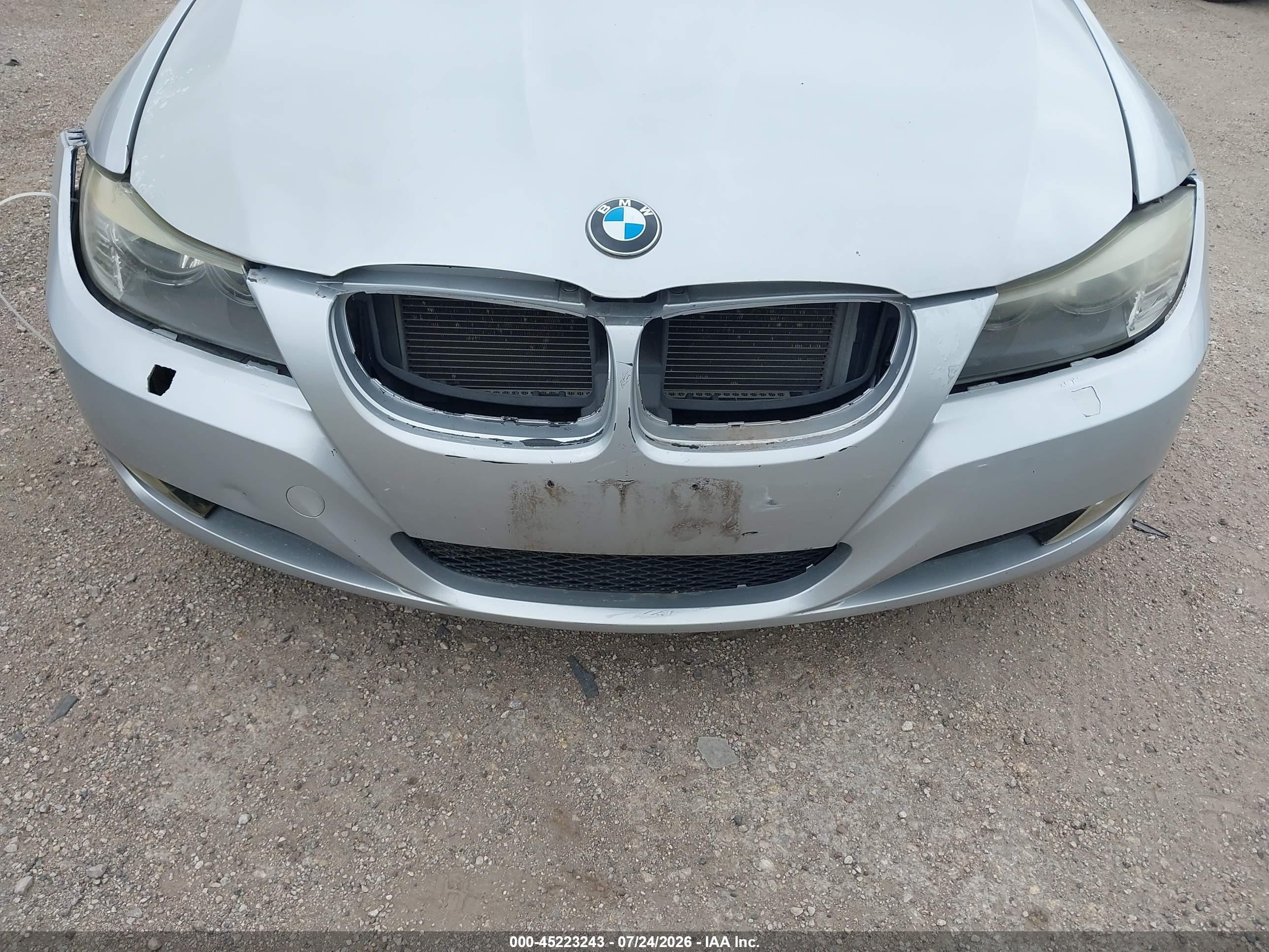 2010 Bmw 328i   Silver vin: WBAPH7G52ANM51515