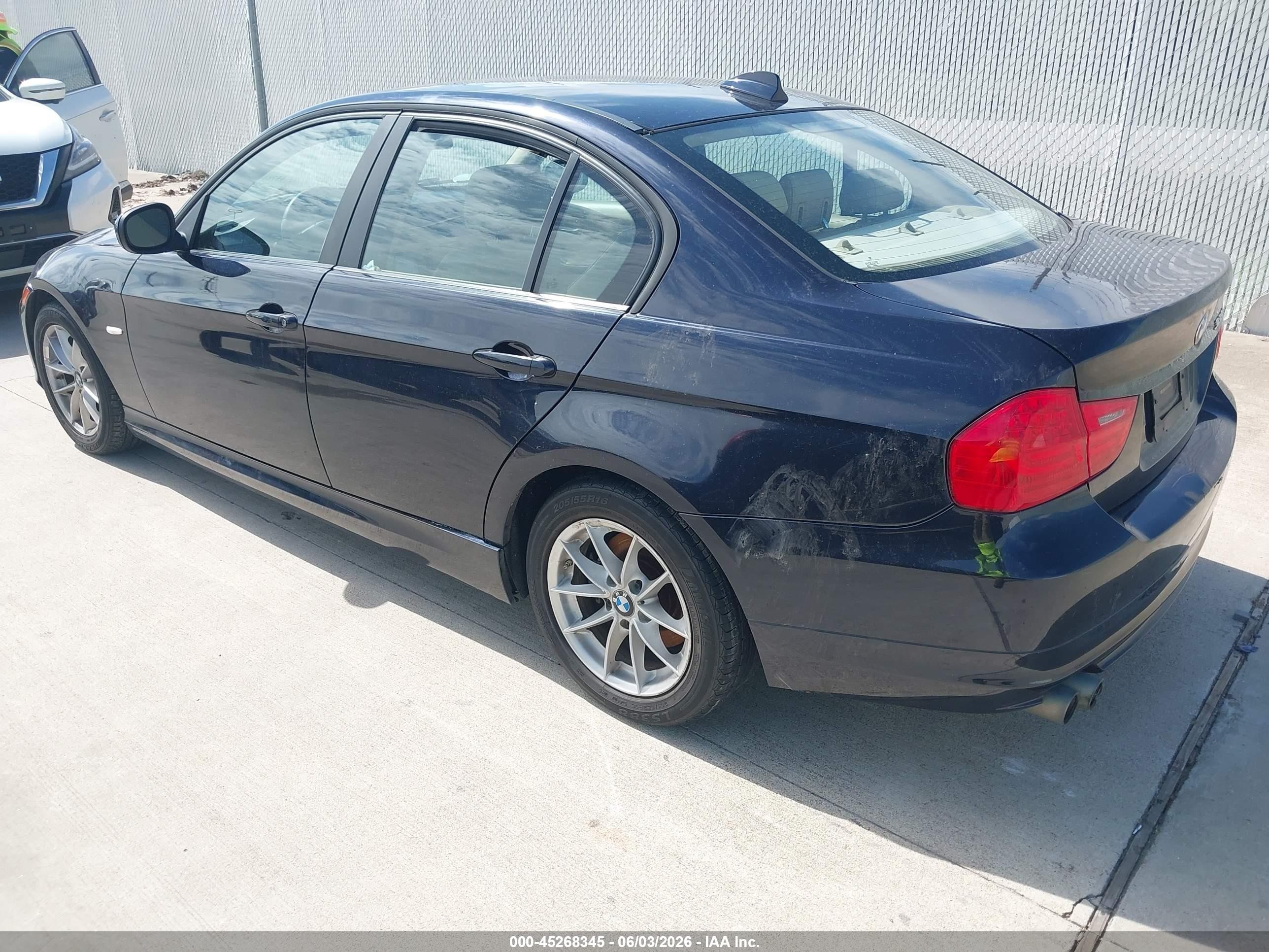 2010 Bmw 328i   Dark Blue vin: WBAPH7G52ANM52020