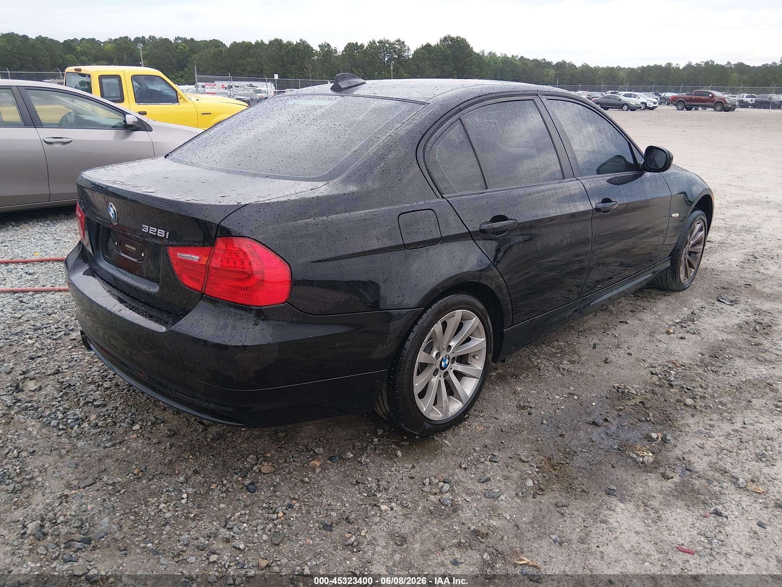 2011 Bmw 328i   Black vin: WBAPH7G53BNM54960