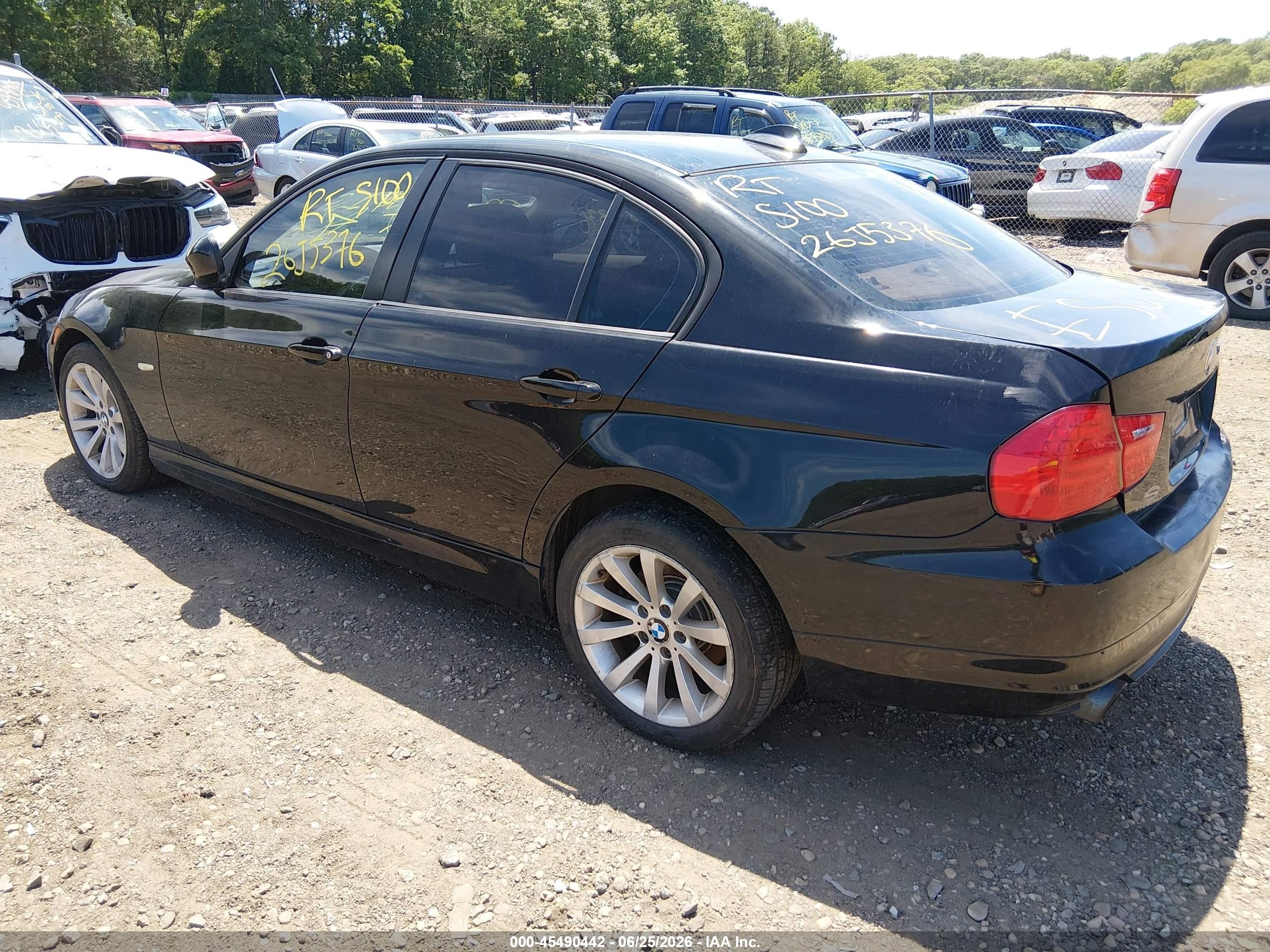 2011 Bmw 328i   Black vin: WBAPH7G53BNN02103