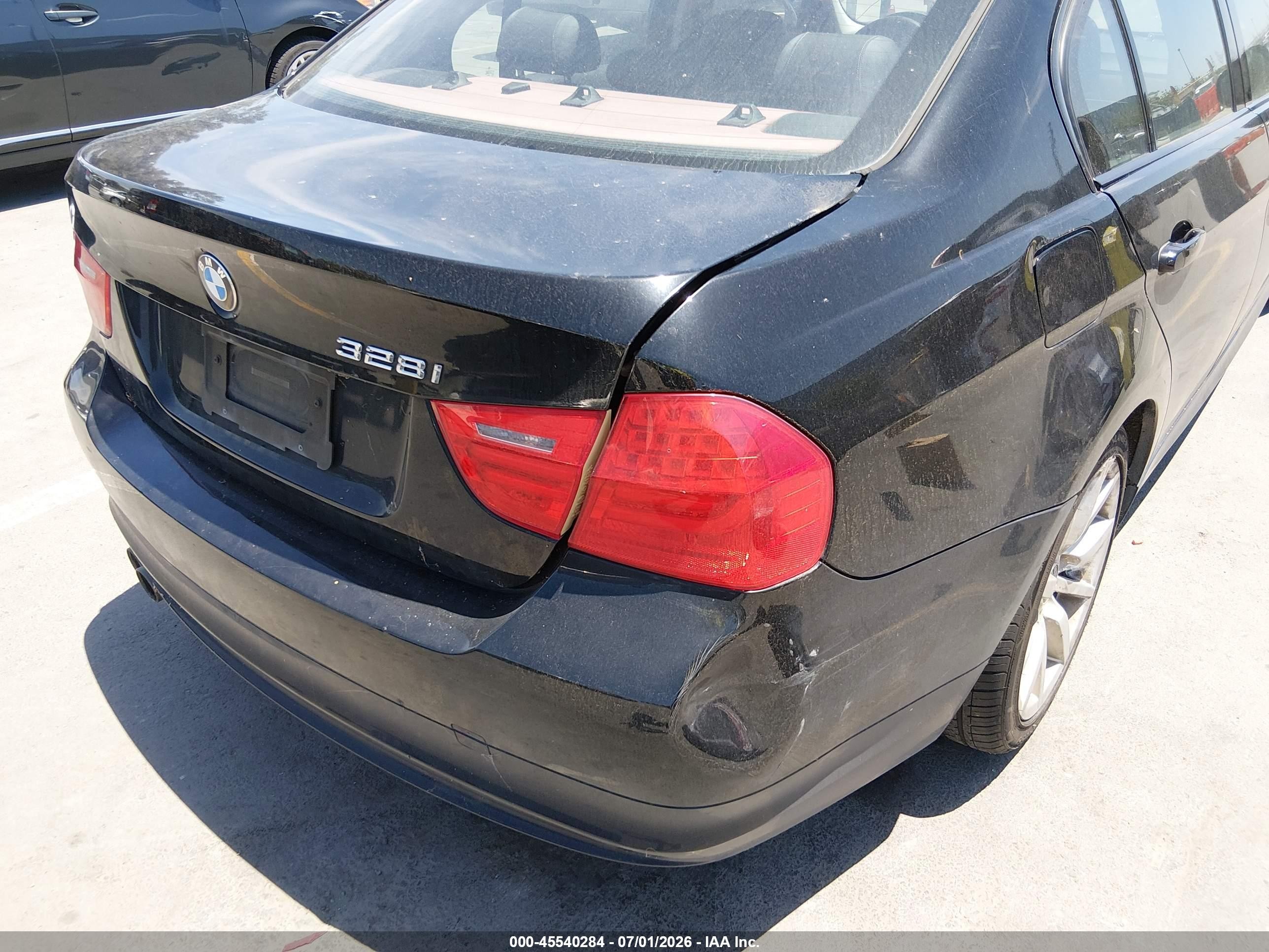 2011 Bmw 328i   Black vin: WBAPH7G53BNN02358