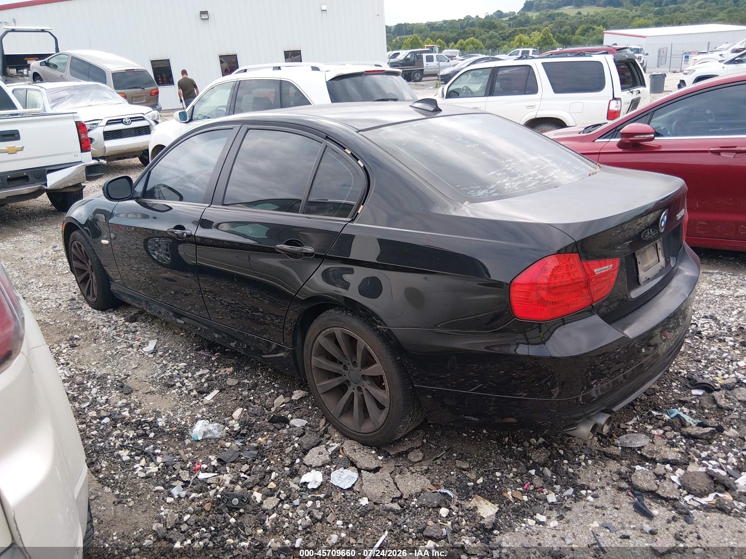 2011 Bmw 328i   Black vin: WBAPH7G53BNN03400