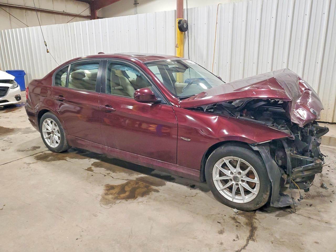 2010 Bmw 328 I Burgundy vin: WBAPH7G55ANM54165