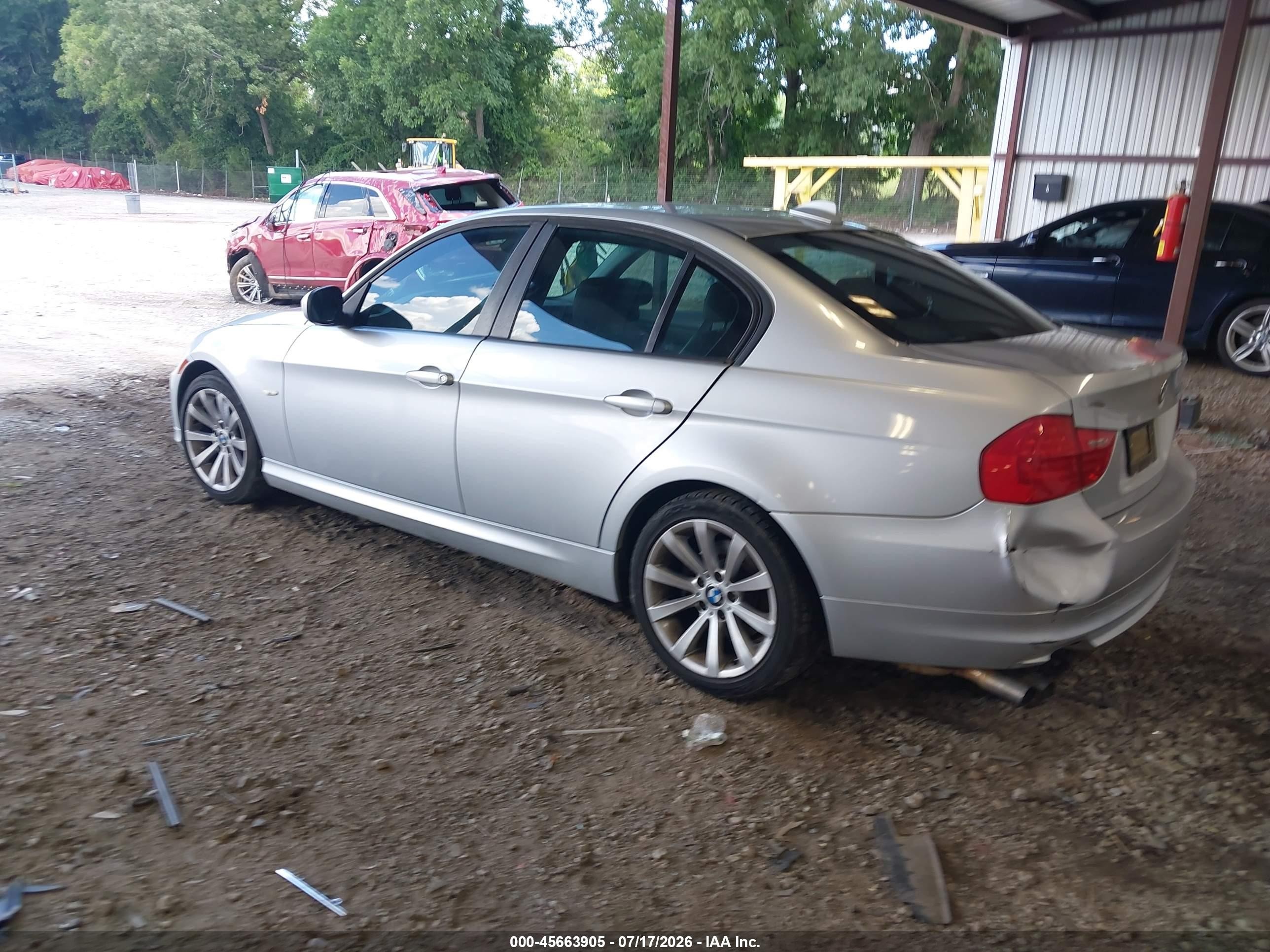 2011 Bmw 328i   Beige vin: WBAPH7G55BNM56533