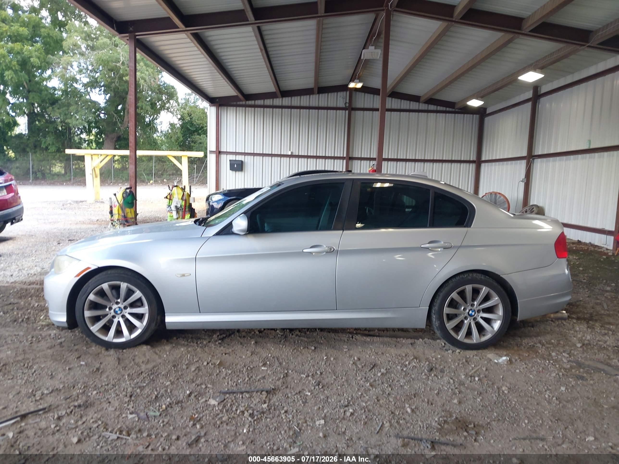 2011 Bmw 328i   Beige vin: WBAPH7G55BNM56533