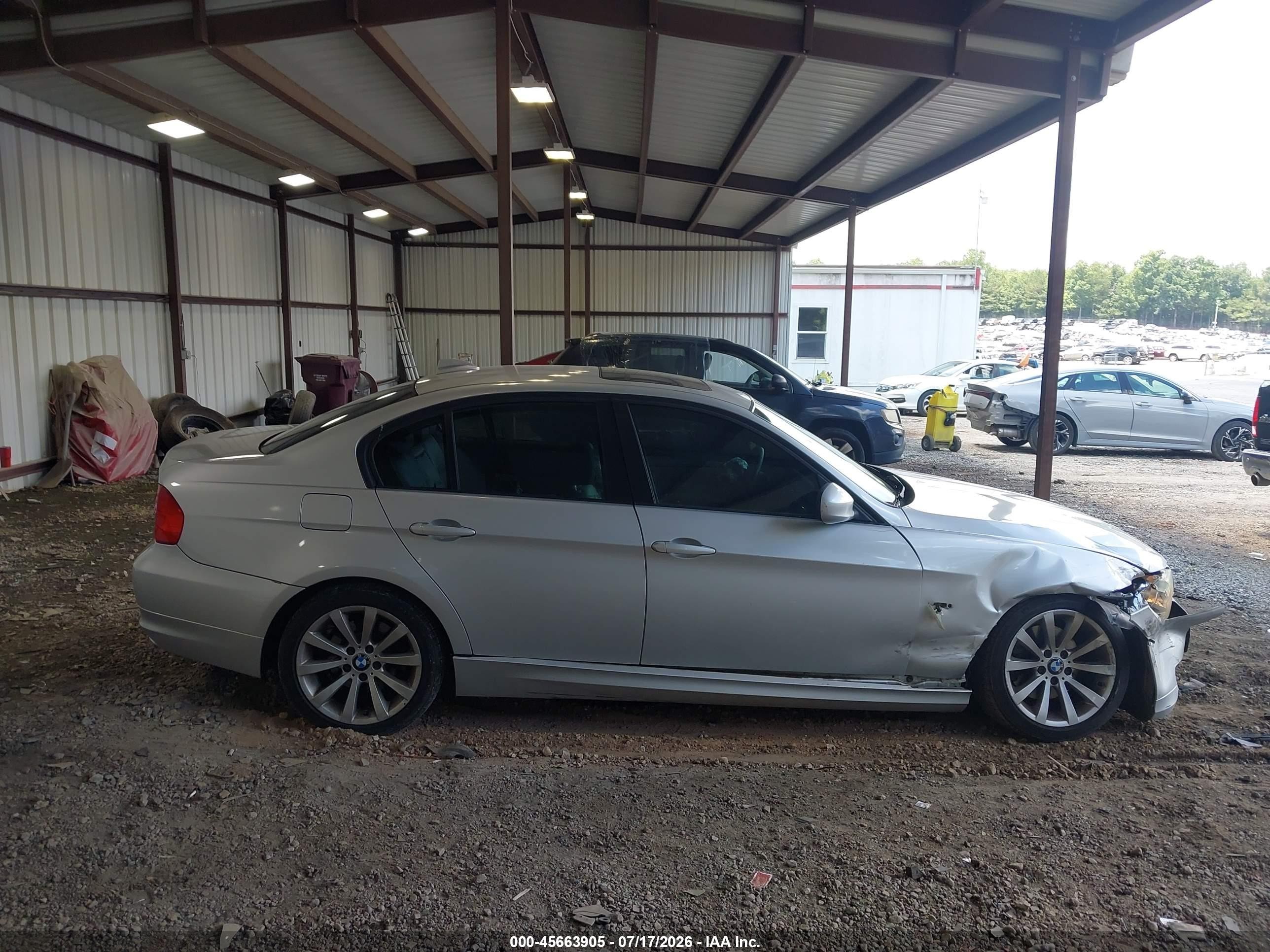 2011 Bmw 328i   Beige vin: WBAPH7G55BNM56533