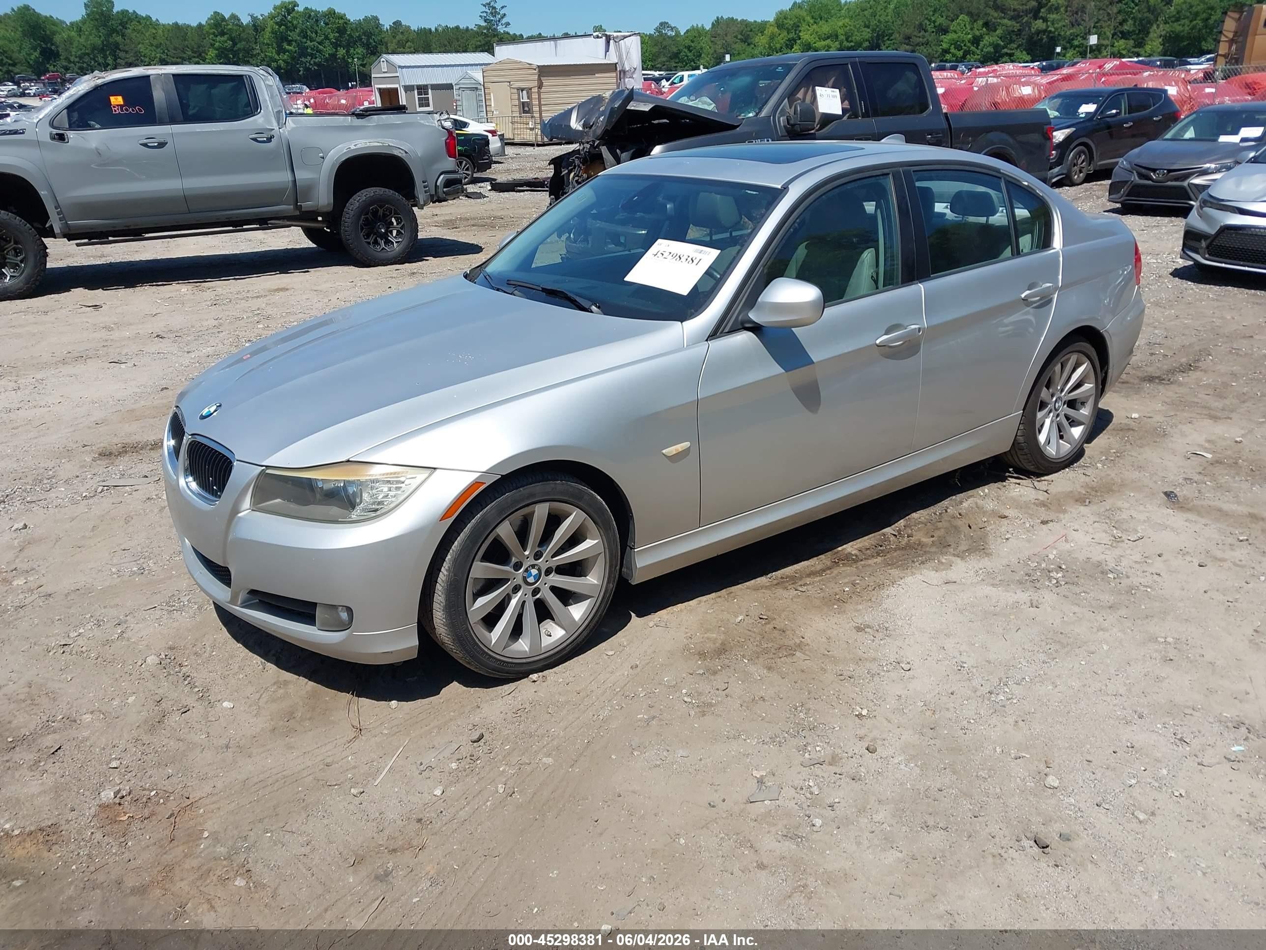2011 Bmw 328i   Silver vin: WBAPH7G55BNN04497