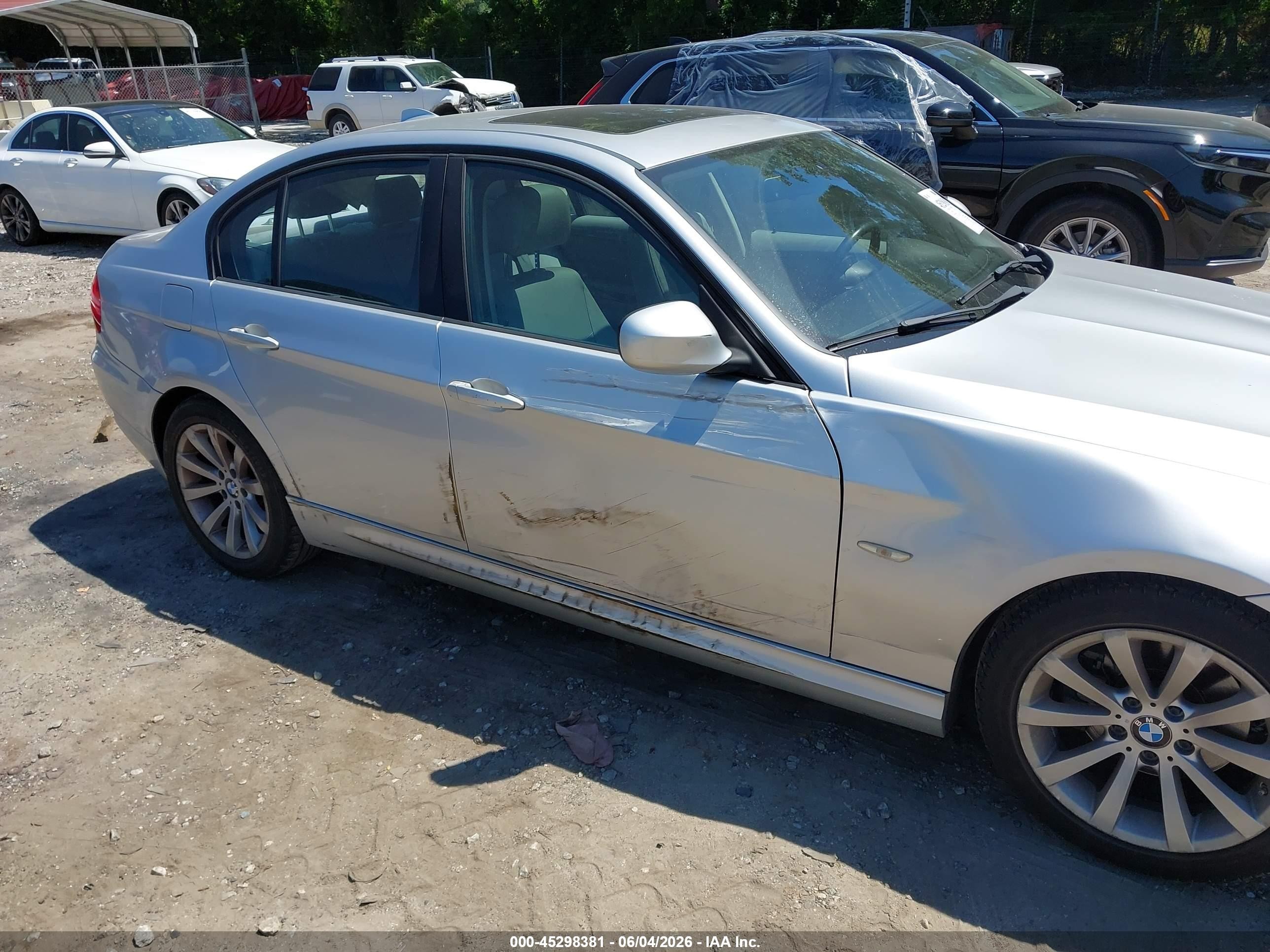 2011 Bmw 328i   Silver vin: WBAPH7G55BNN04497