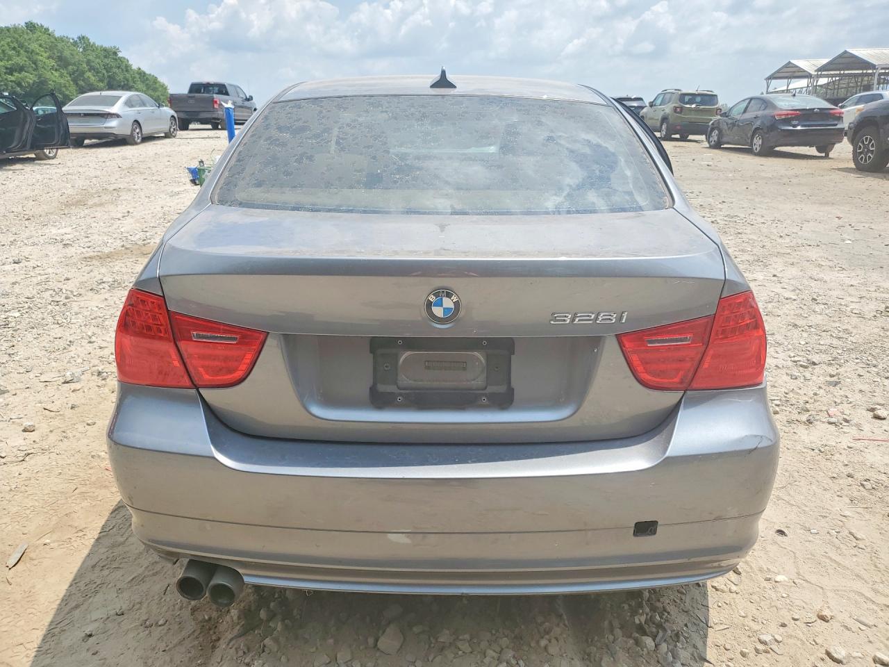 2011 Bmw 328 I Silver vin: WBAPH7G56BNM55861