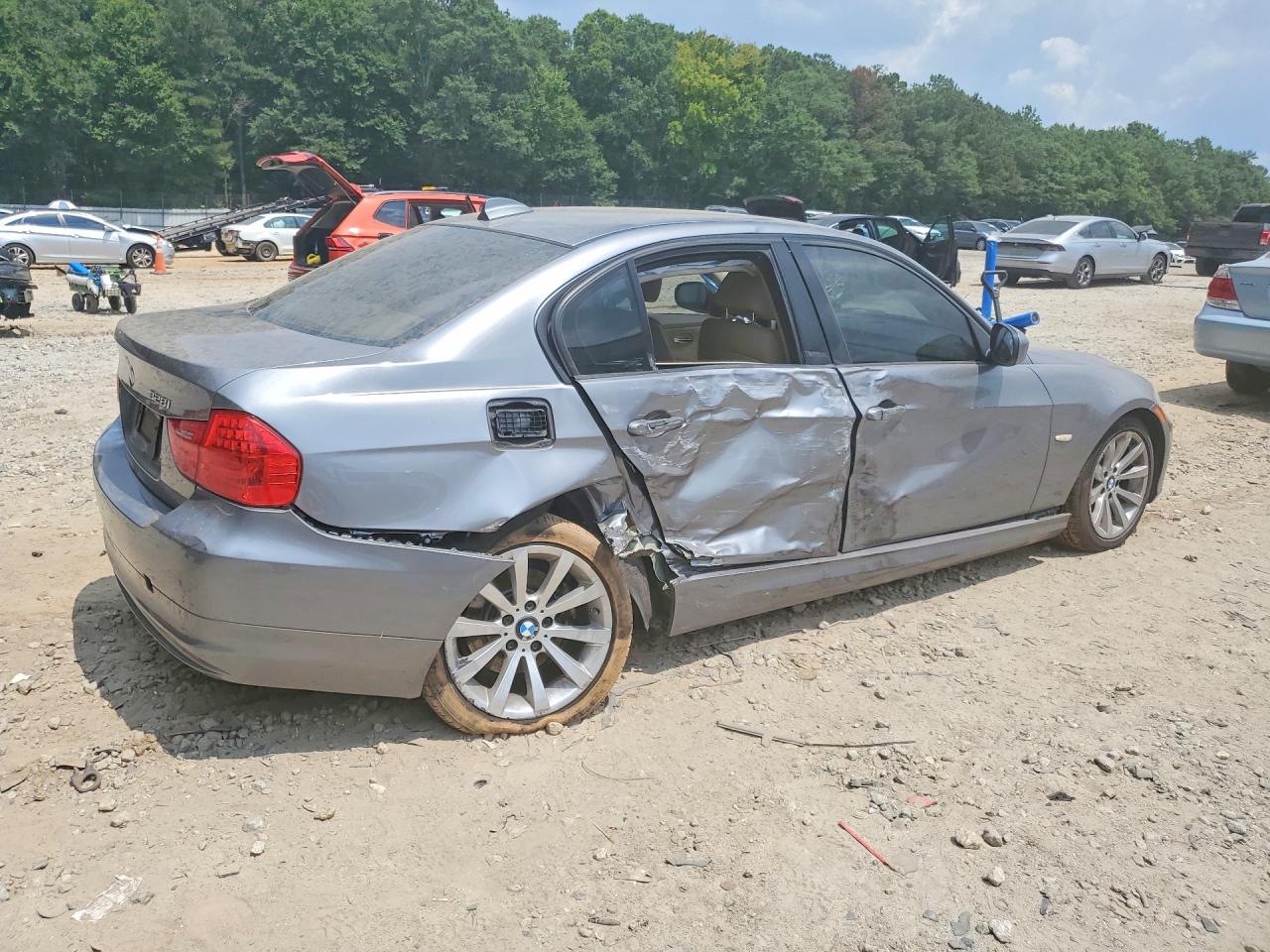 2011 Bmw 328 I Silver vin: WBAPH7G56BNM55861