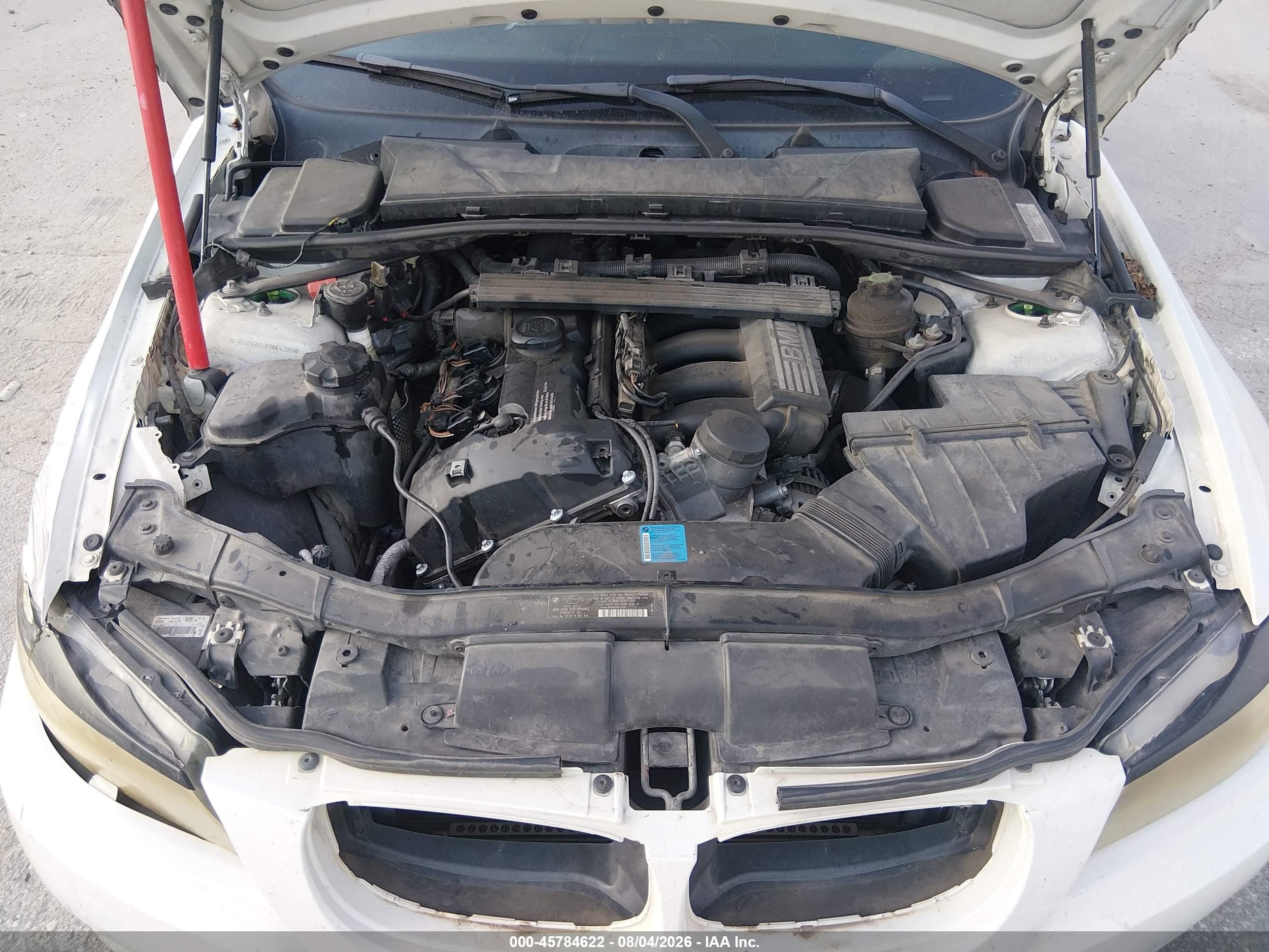 2011 Bmw 328i   White vin: WBAPH7G57BNN04209