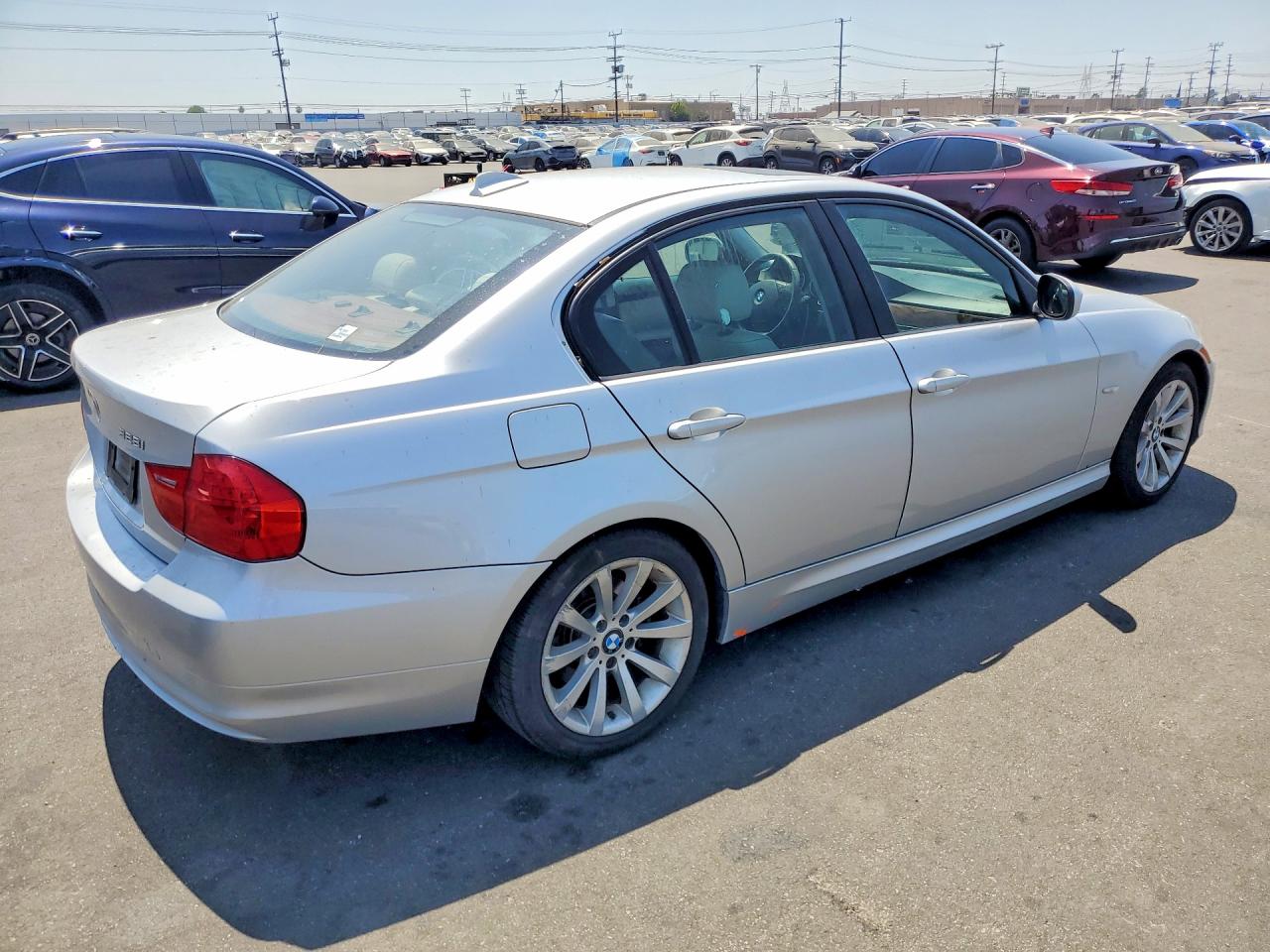 2011 Bmw 328 I Silver vin: WBAPH7G57BNN07868