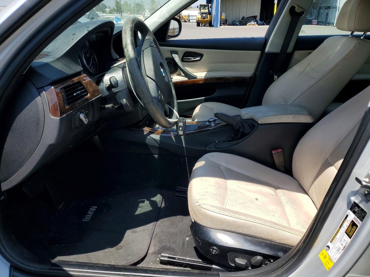 2011 Bmw 328 I Silver vin: WBAPH7G57BNN07868